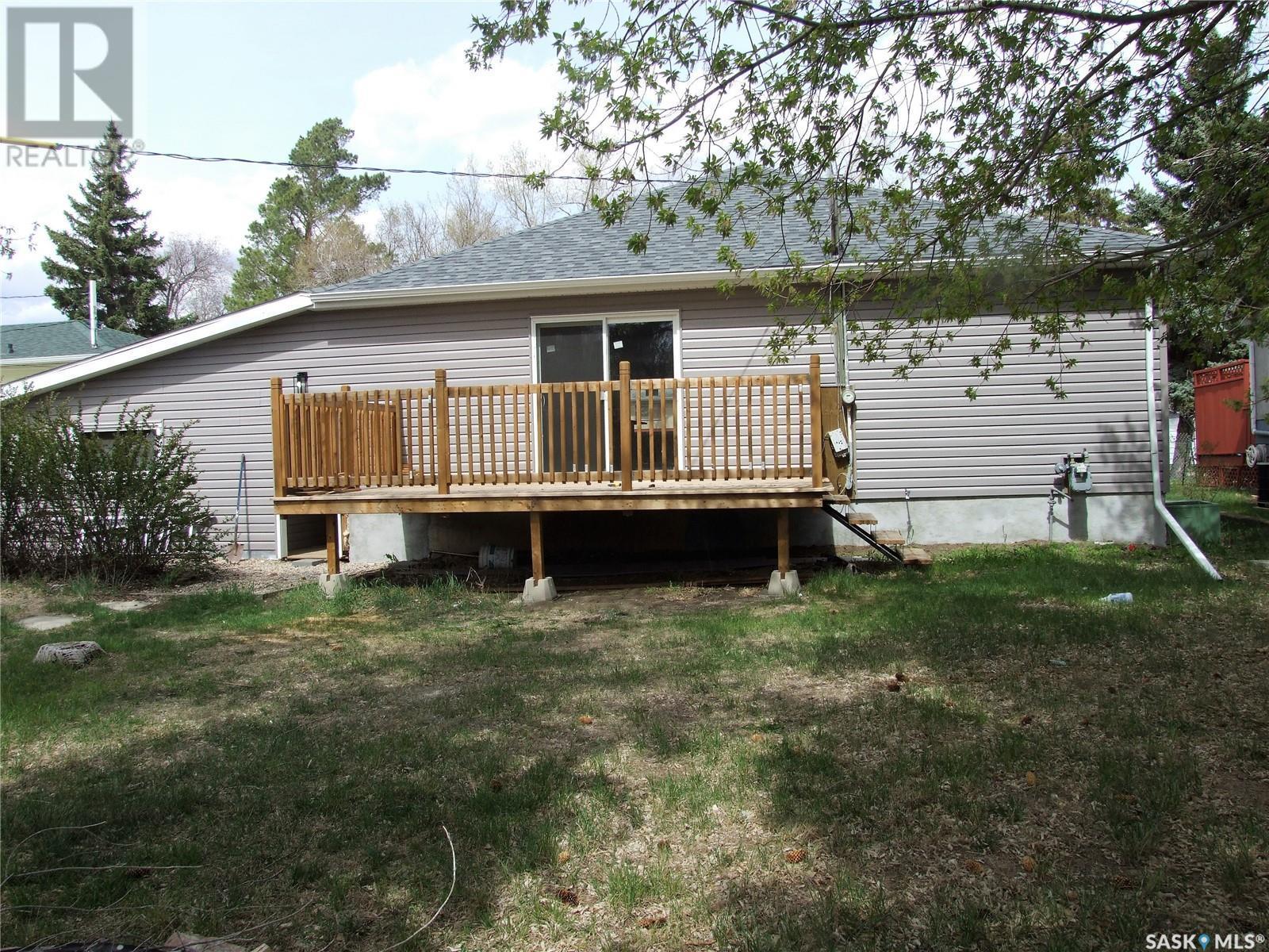 












315 3rd AVENUE E

,
Leader,




Saskatchewan
S0N1H0

