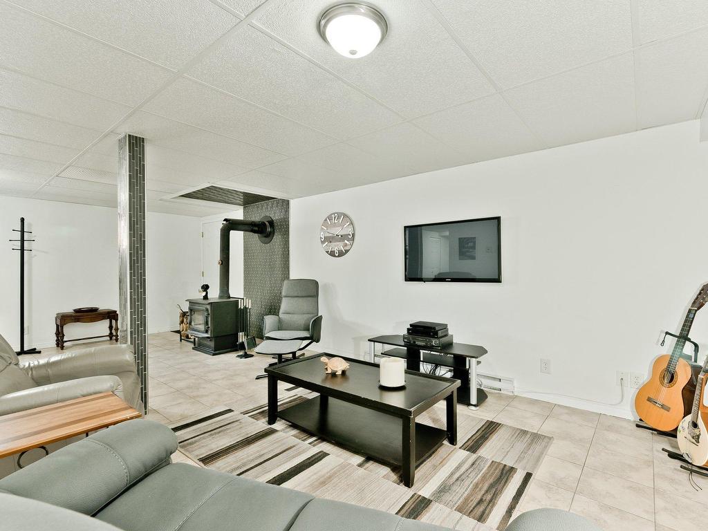 









205


Ch. Ladouceur

,
Cookshire-Eaton,




QC
J0B2A0

