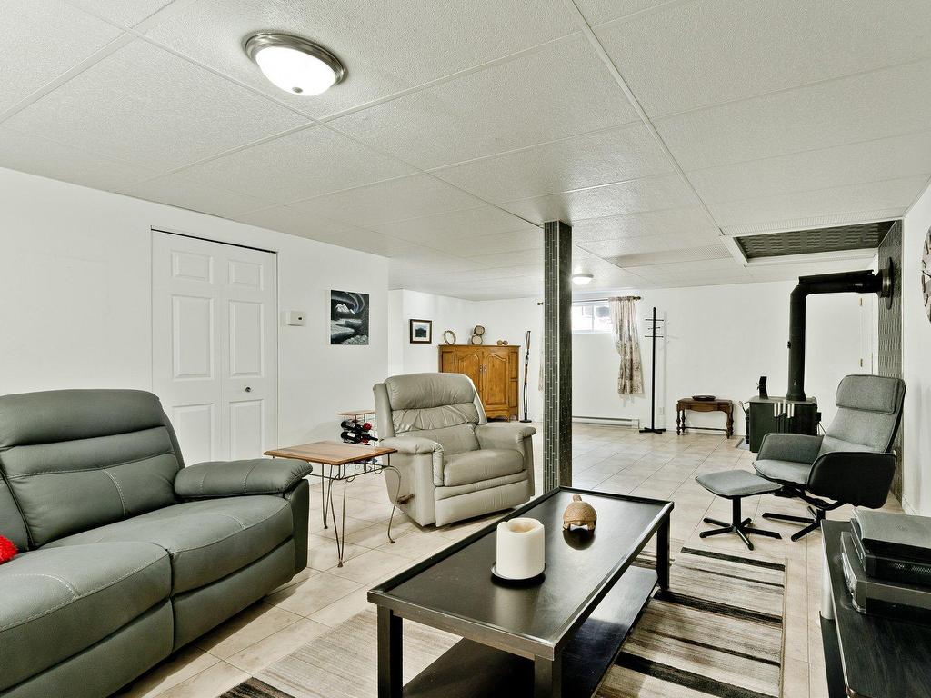 









205


Ch. Ladouceur

,
Cookshire-Eaton,




QC
J0B2A0

