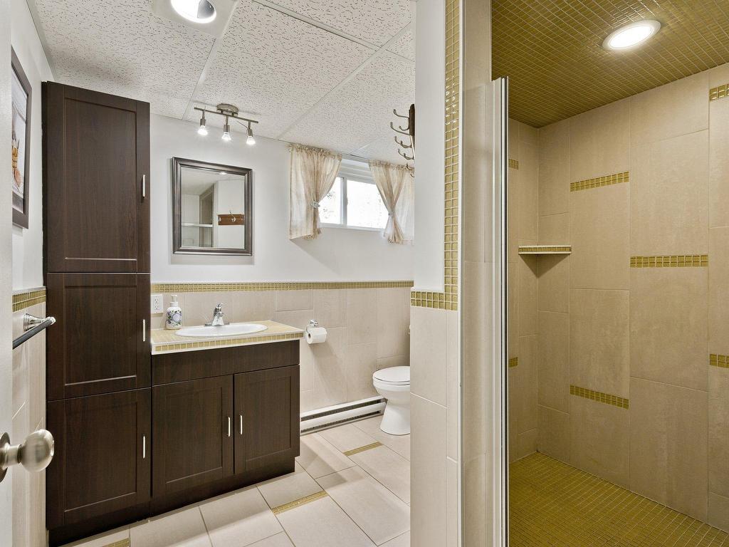 









205


Ch. Ladouceur

,
Cookshire-Eaton,




QC
J0B2A0

