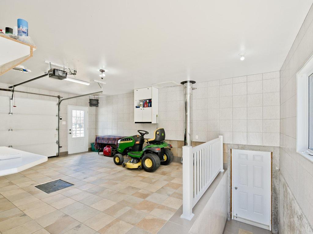 









205


Ch. Ladouceur

,
Cookshire-Eaton,




QC
J0B2A0


