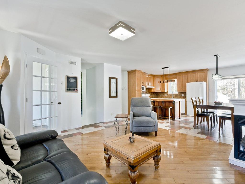 









205


Ch. Ladouceur

,
Cookshire-Eaton,




QC
J0B2A0

