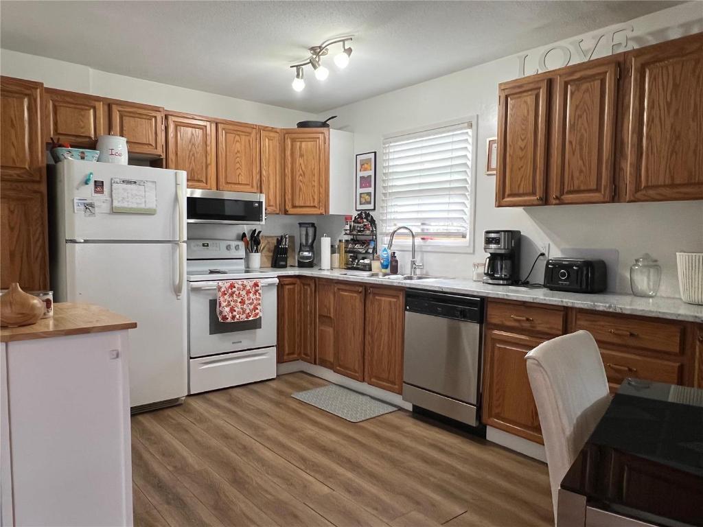 









3503


35

Street,
Vernon,




BC
V1T 6C2

