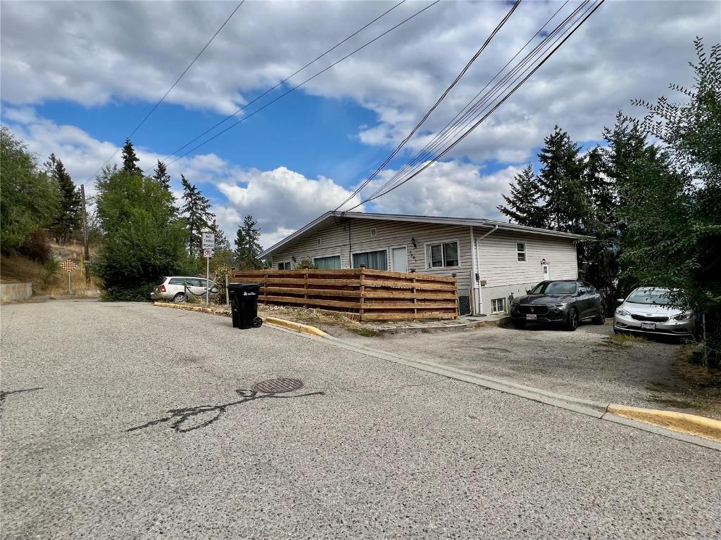 









3503


35

Street,
Vernon,




BC
V1T 6C2

