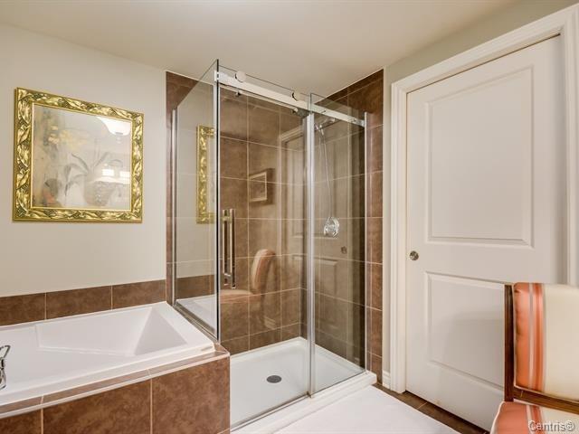 









141


Rue d'Augusta

, 3,
Gatineau (Aylmer),




QC
J9H0A4

