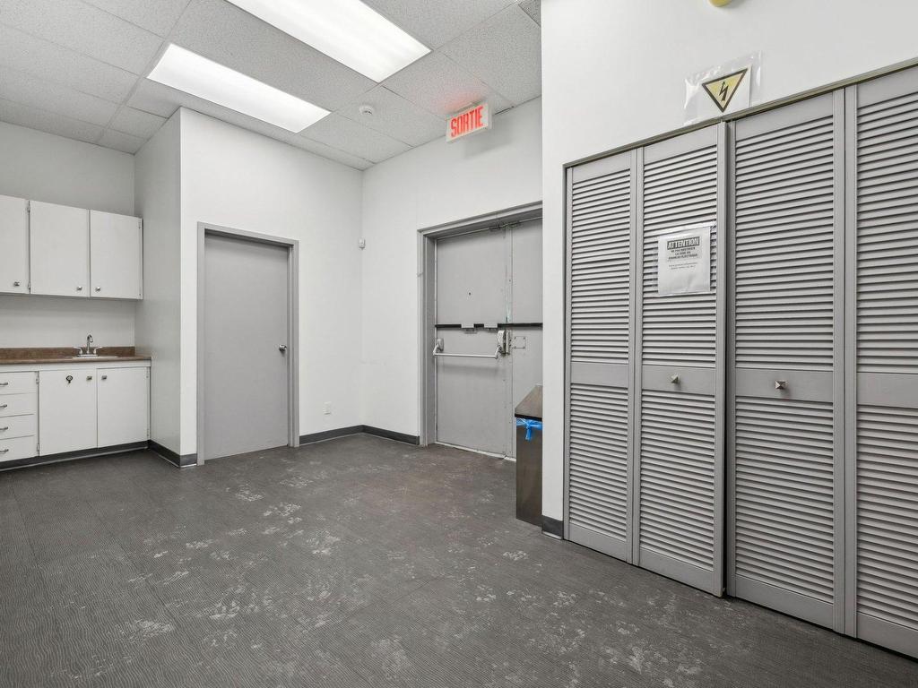 









200


Rue Principale

, 6,
Gatineau (Aylmer),




QC
J9H5G3

