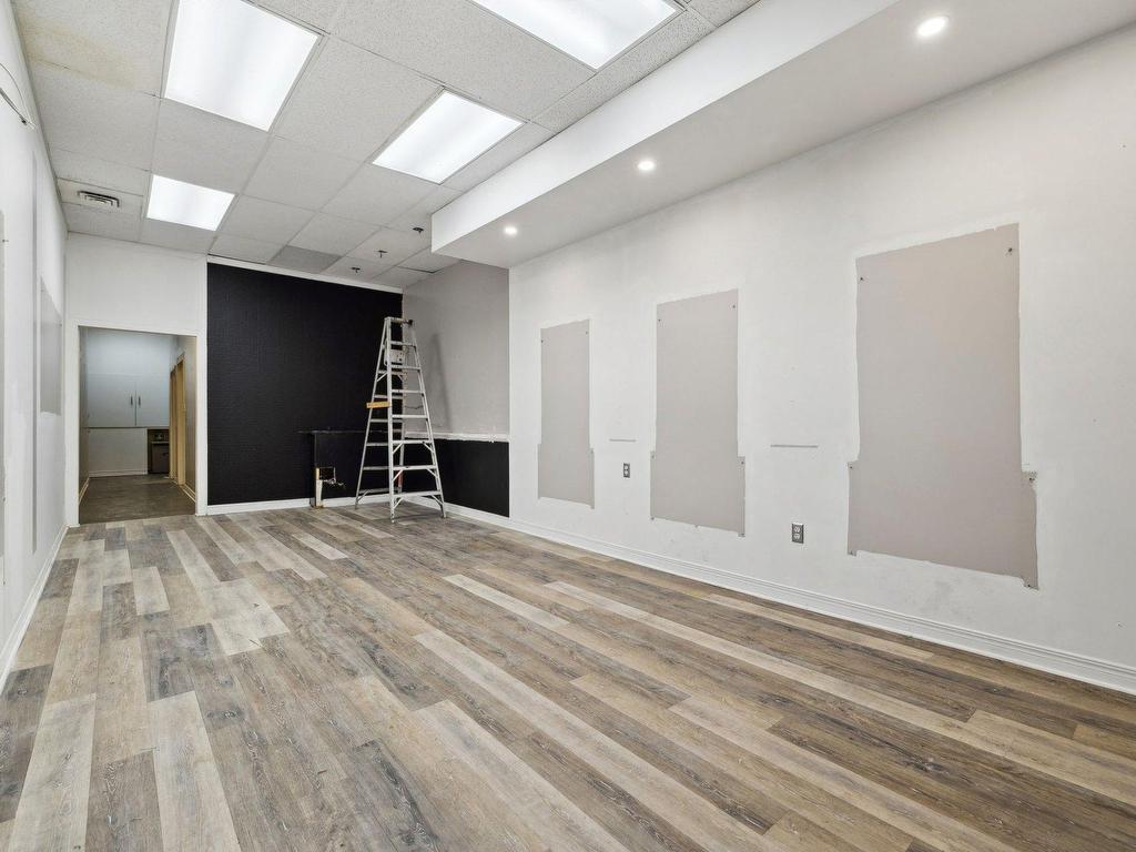 









200


Rue Principale

, 7,
Gatineau (Aylmer),




QC
J9H5G3

