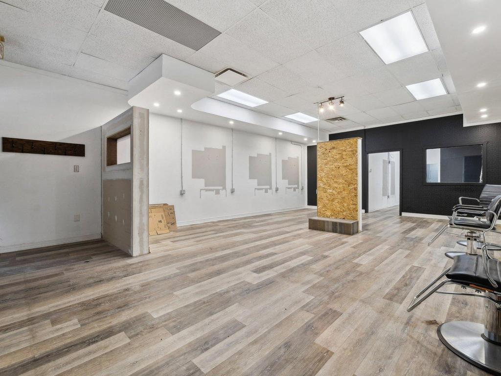 









200


Rue Principale

, 7,
Gatineau (Aylmer),




QC
J9H5G3

