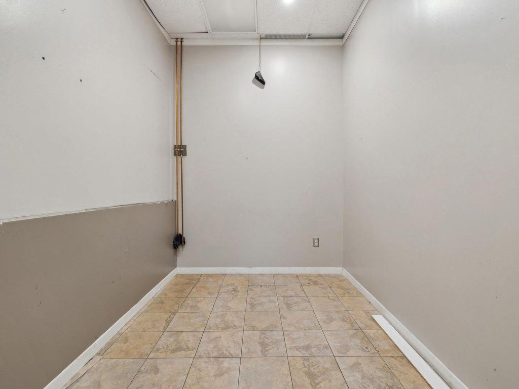 









200


Rue Principale

, 7,
Gatineau (Aylmer),




QC
J9H5G3

