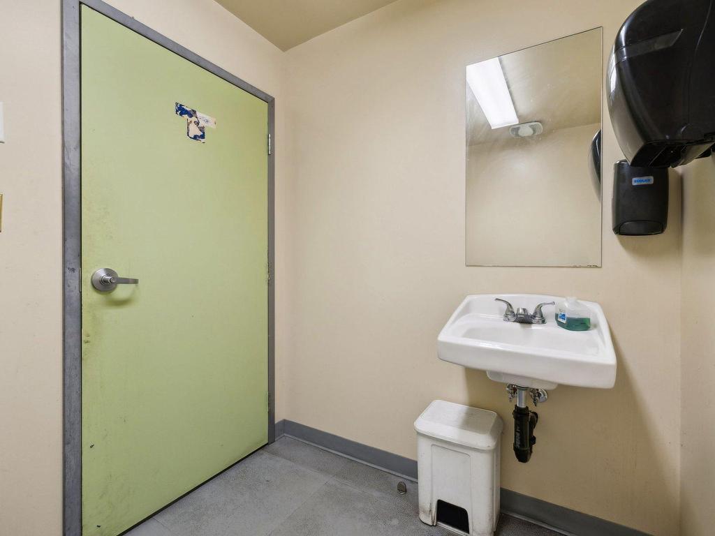 









200


Rue Principale

, 13,
Gatineau (Aylmer),




QC
J9H5G3

