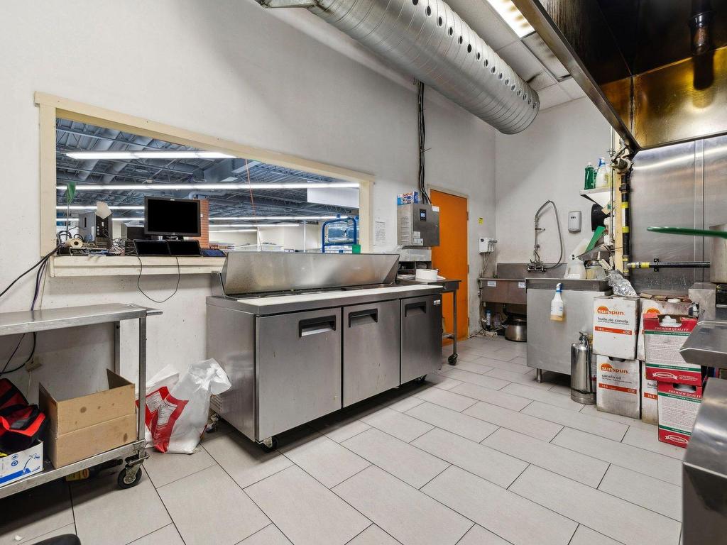 









200


Rue Principale

, 13,
Gatineau (Aylmer),




QC
J9H5G3

