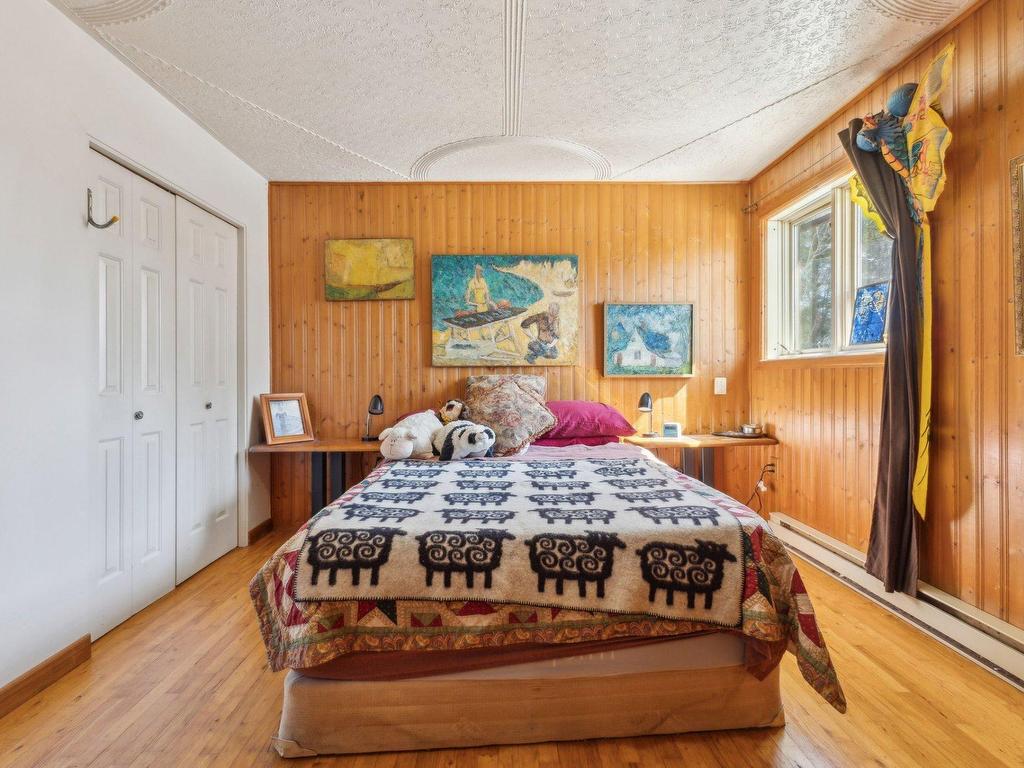 









20


Ch. Lavoie

,
Val-des-Monts,




QC
J8N7N2


