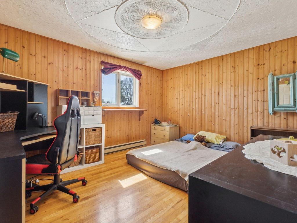 









20


Ch. Lavoie

,
Val-des-Monts,




QC
J8N7N2

