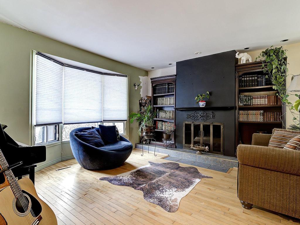 









1830


Crois. Surprenant

,
Brossard,




QC
J4X1R7

