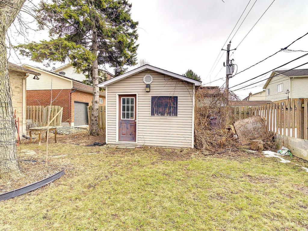 









1830


Crois. Surprenant

,
Brossard,




QC
J4X1R7


