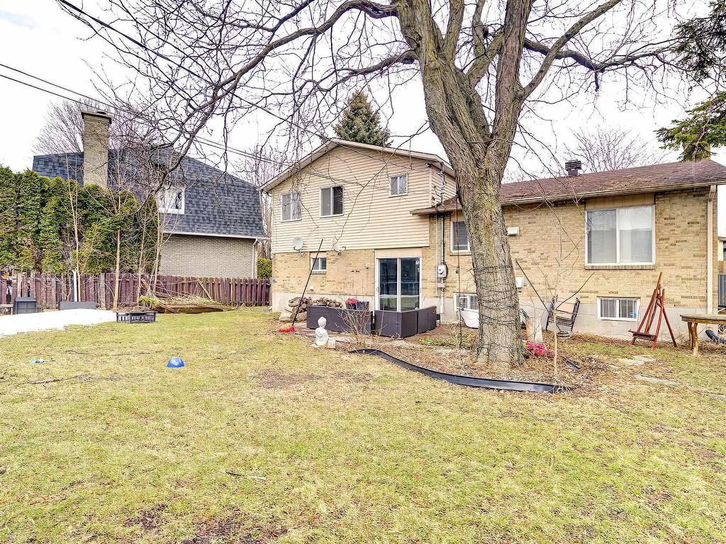 









1830


Crois. Surprenant

,
Brossard,




QC
J4X1R7


