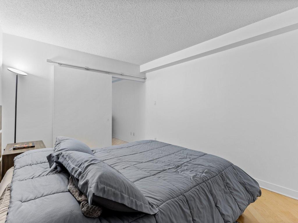 









4885


Boul. Henri-Bourassa O.

, 824,
Montréal (Saint-Laurent),




QC
H4L0A5


