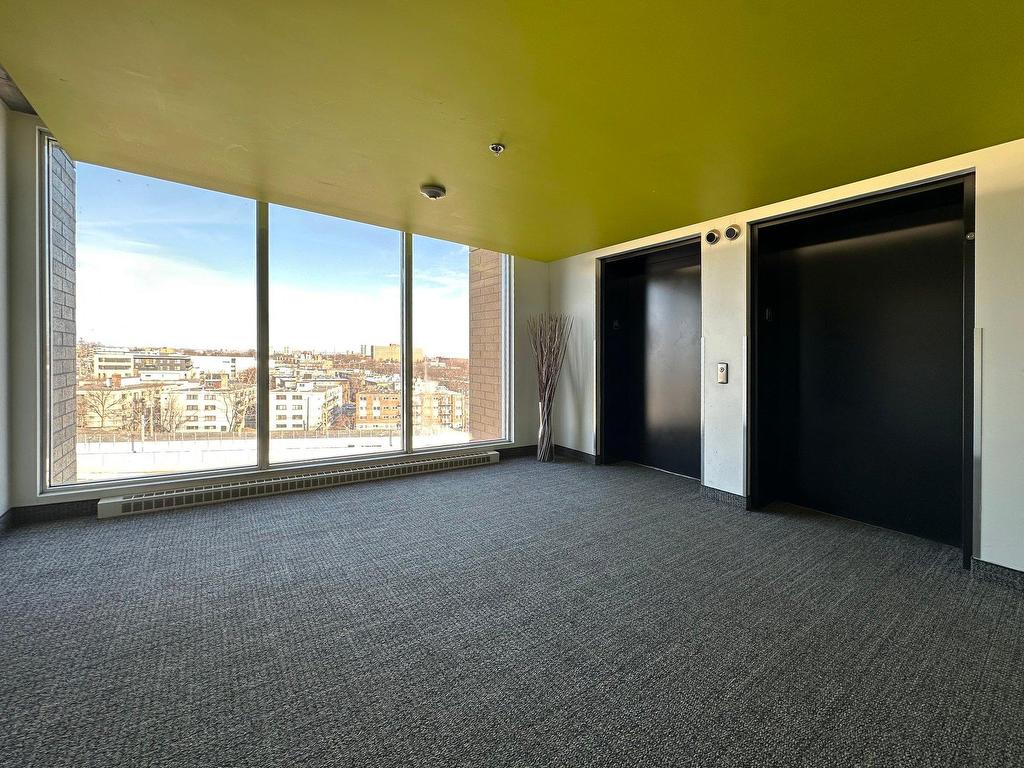 









4885


Boul. Henri-Bourassa O.

, 824,
Montréal (Saint-Laurent),




QC
H4L0A5

