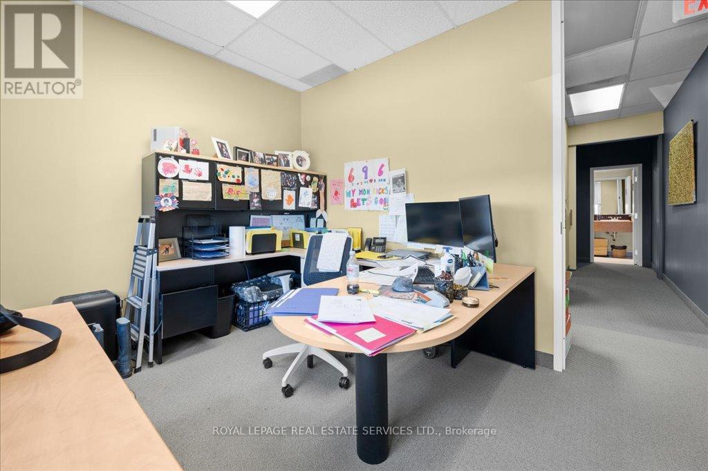 












200 - 414 NORTH SERVICE ROAD E

,
Oakville,




Ontario
L6H5R2

