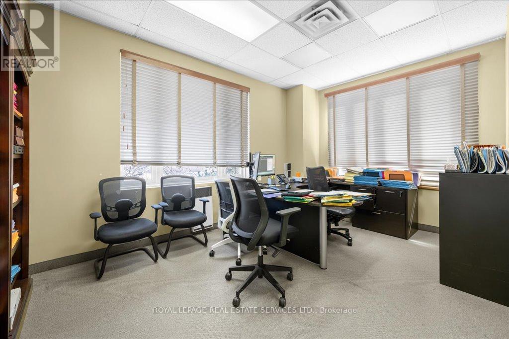 












200 - 414 NORTH SERVICE ROAD E

,
Oakville,




Ontario
L6H5R2

