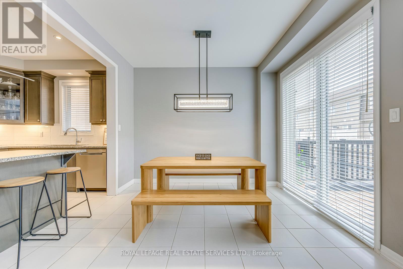 












3344 ERASMUM STREET

,
Oakville,




Ontario
L6M1S3

