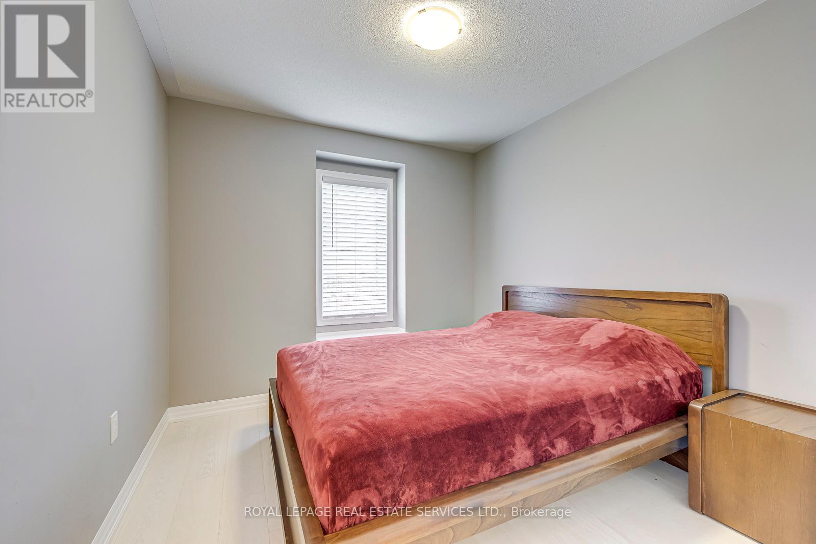 












3344 ERASMUM STREET

,
Oakville,




Ontario
L6M1S3

