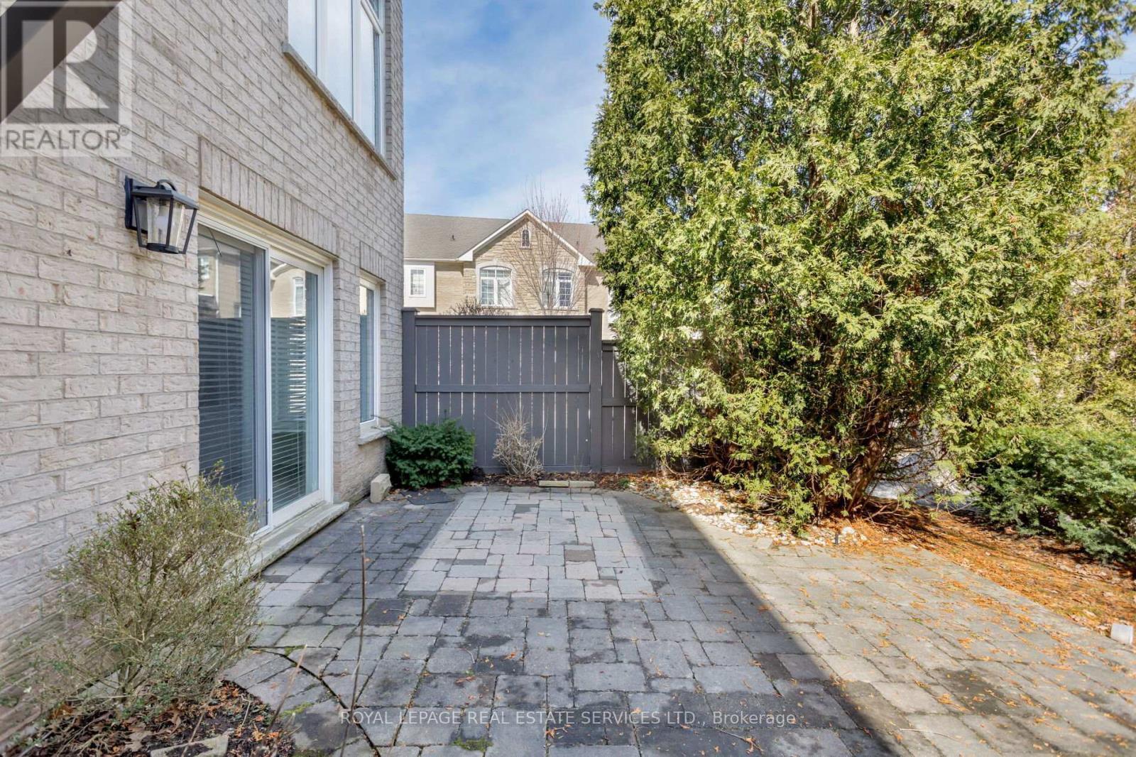 












65 - 1267 DORVAL DRIVE

,
Oakville,




Ontario
L6M3Z5

