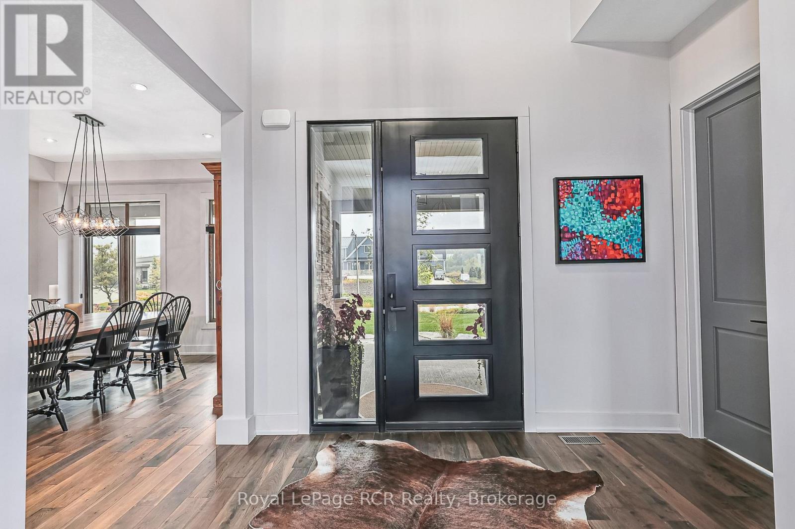 












4 MEADOWLARK WAY

,
Clearview,




Ontario
L9Y0K1

