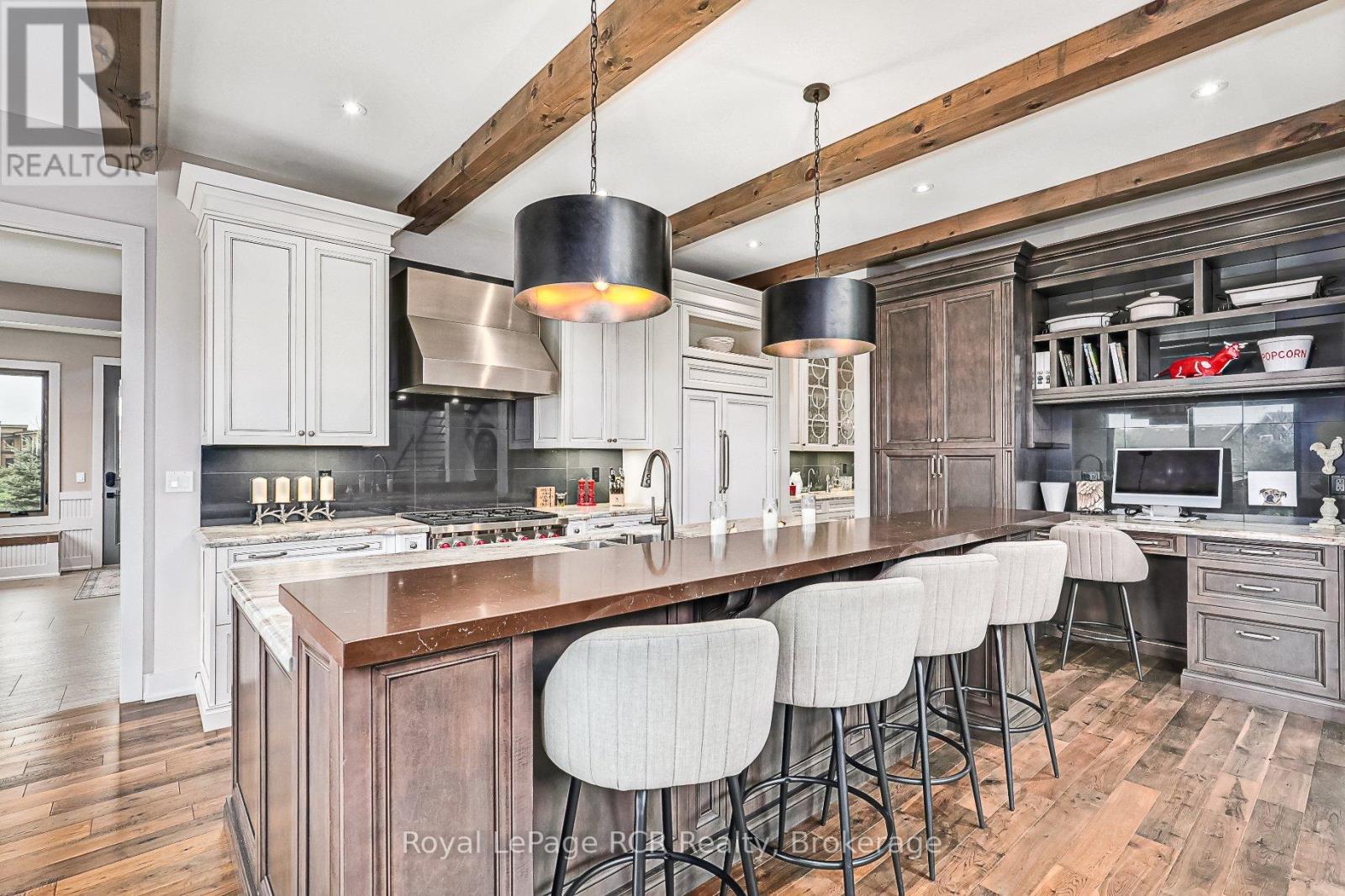 












4 MEADOWLARK WAY

,
Clearview,




Ontario
L9Y0K1


