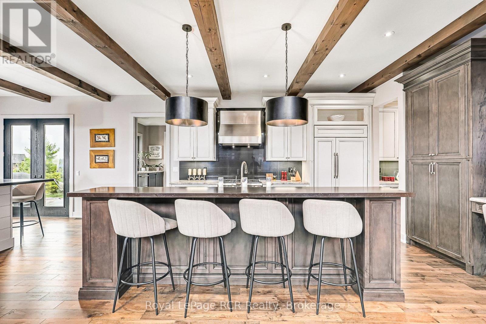 












4 MEADOWLARK WAY

,
Clearview,




Ontario
L9Y0K1


