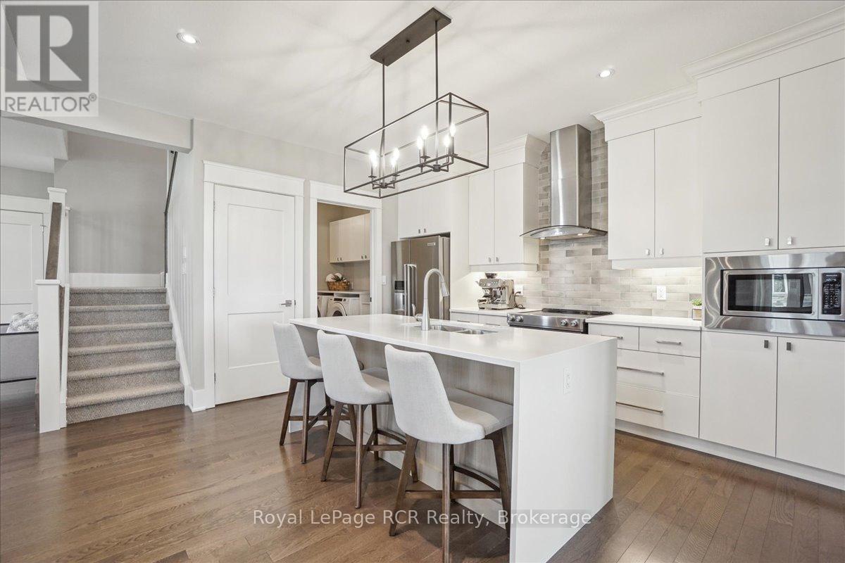












230 IRONWOOD WAY

,
Georgian Bluffs,




Ontario
N0H1S0

