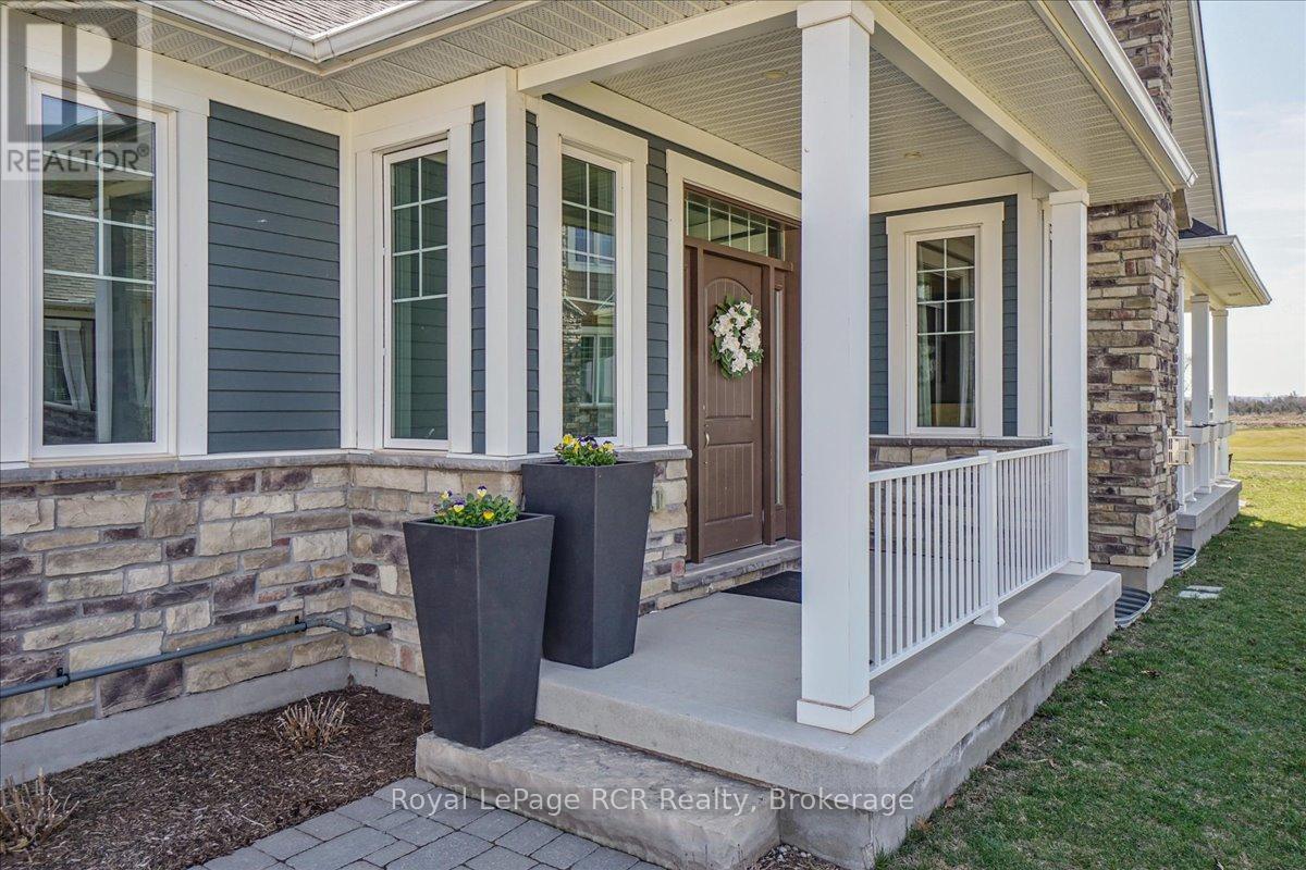 












230 IRONWOOD WAY

,
Georgian Bluffs,




Ontario
N0H1S0

