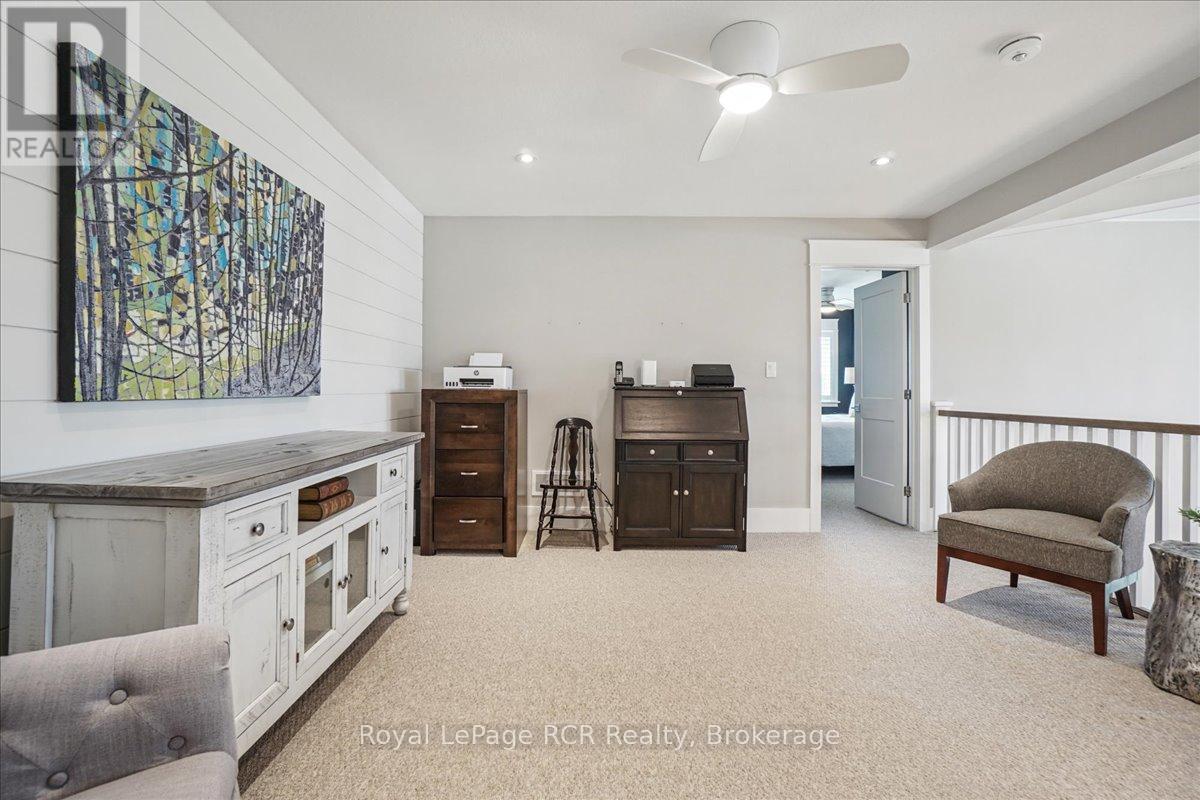












230 IRONWOOD WAY

,
Georgian Bluffs,




Ontario
N0H1S0

