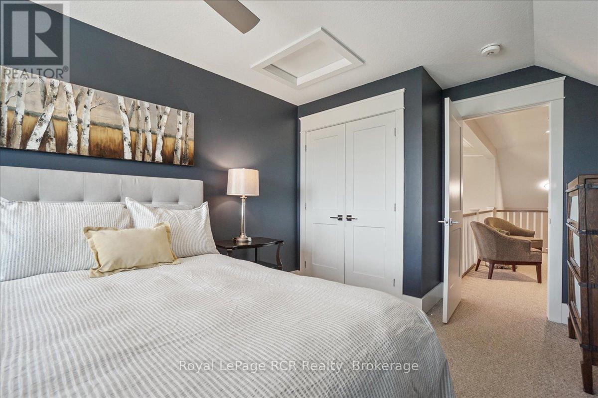 












230 IRONWOOD WAY

,
Georgian Bluffs,




Ontario
N0H1S0

