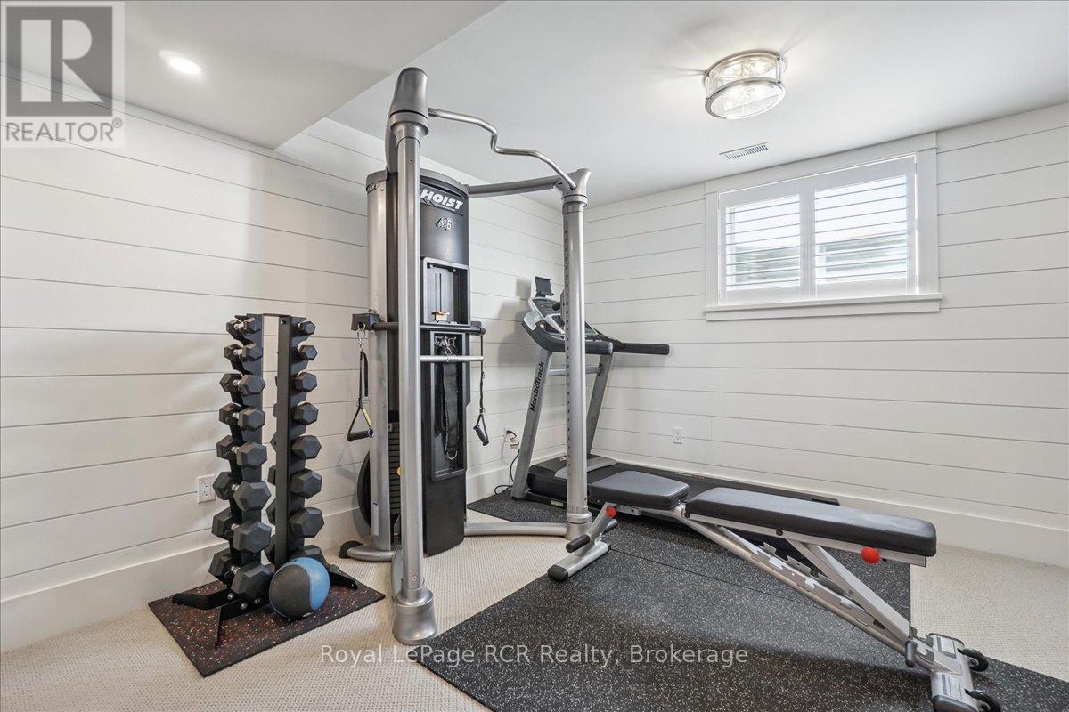 












230 IRONWOOD WAY

,
Georgian Bluffs,




Ontario
N0H1S0

