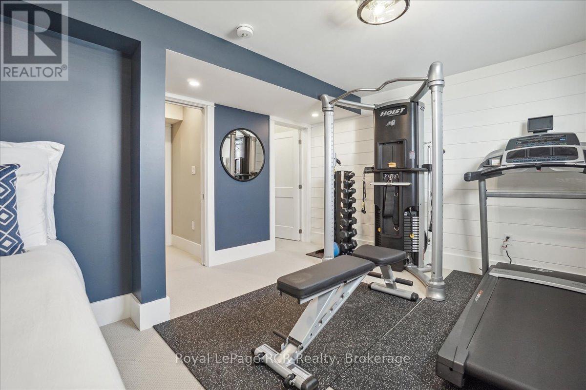 












230 IRONWOOD WAY

,
Georgian Bluffs,




Ontario
N0H1S0

