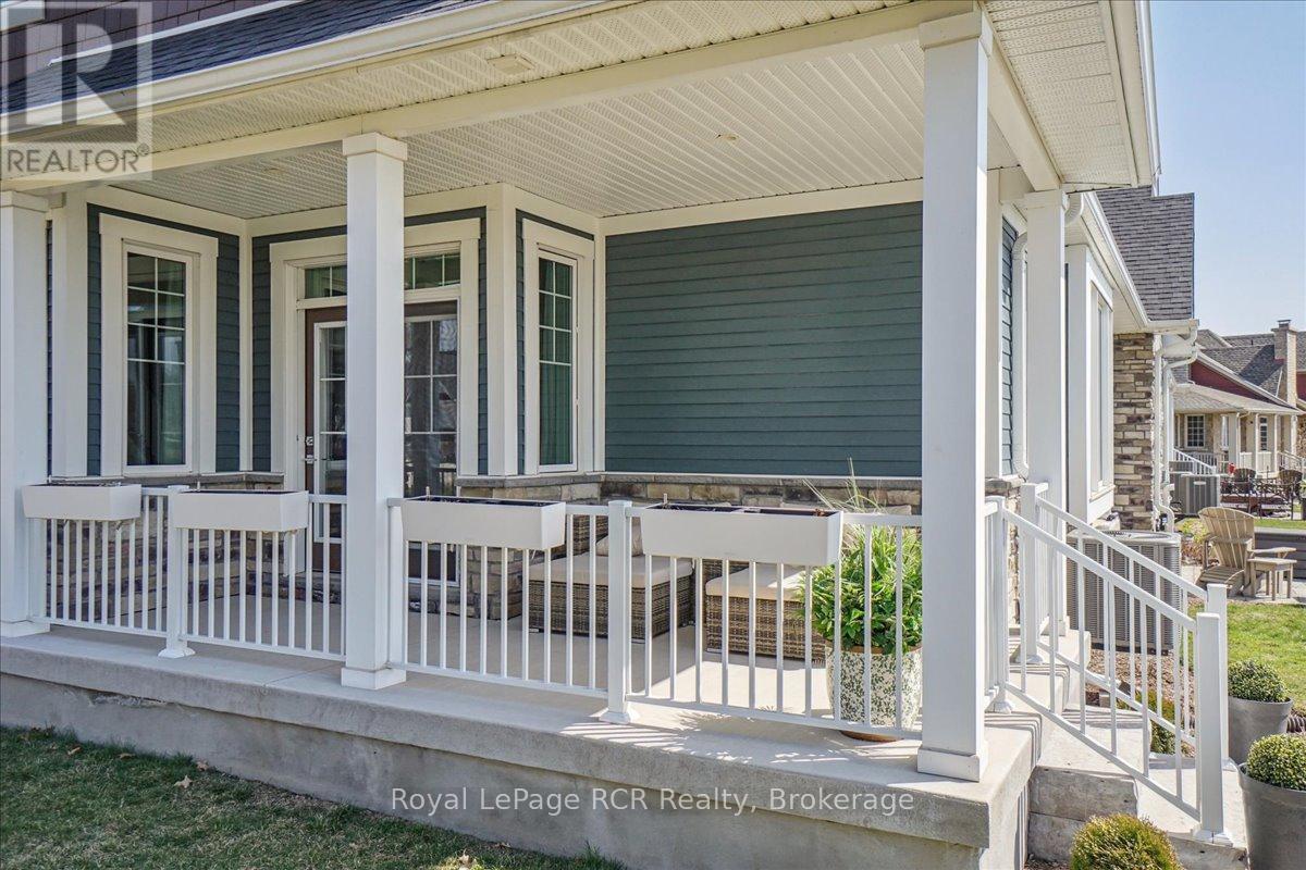 












230 IRONWOOD WAY

,
Georgian Bluffs,




Ontario
N0H1S0

