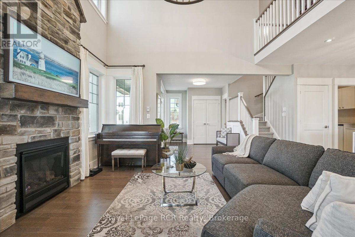 












230 IRONWOOD WAY

,
Georgian Bluffs,




Ontario
N0H1S0


