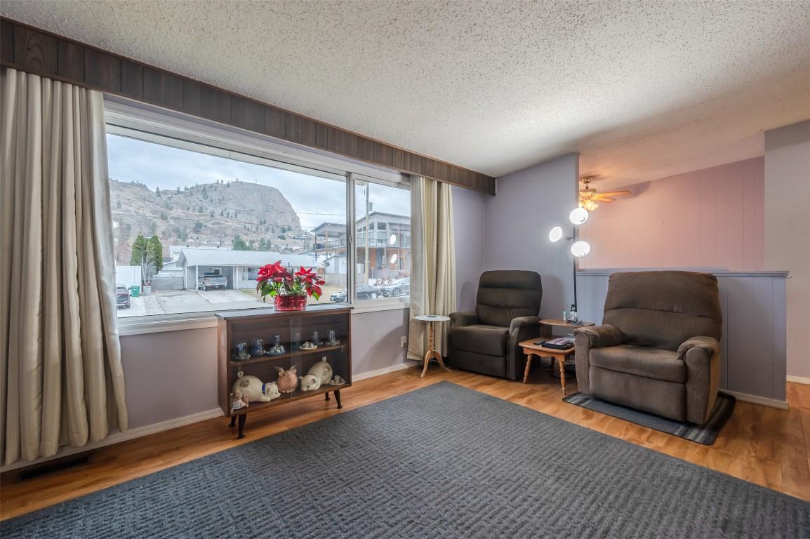 









824


Birch

Street,
Okanagan Falls,




BC
V0H 1R0

