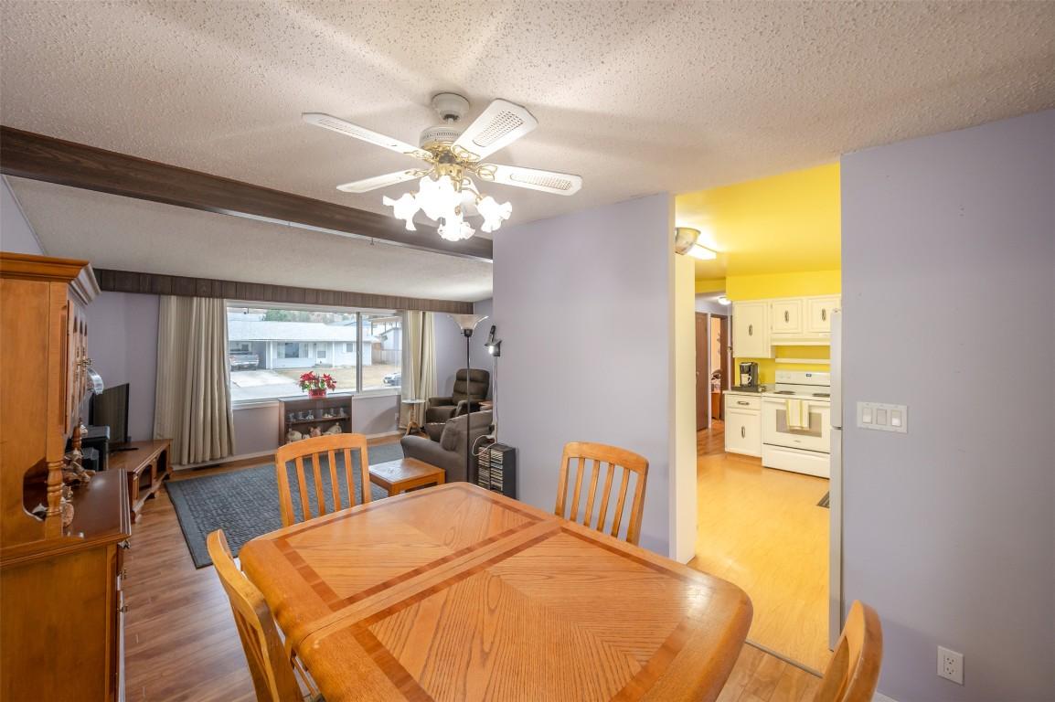 









824


Birch

Street,
Okanagan Falls,




BC
V0H 1R0

