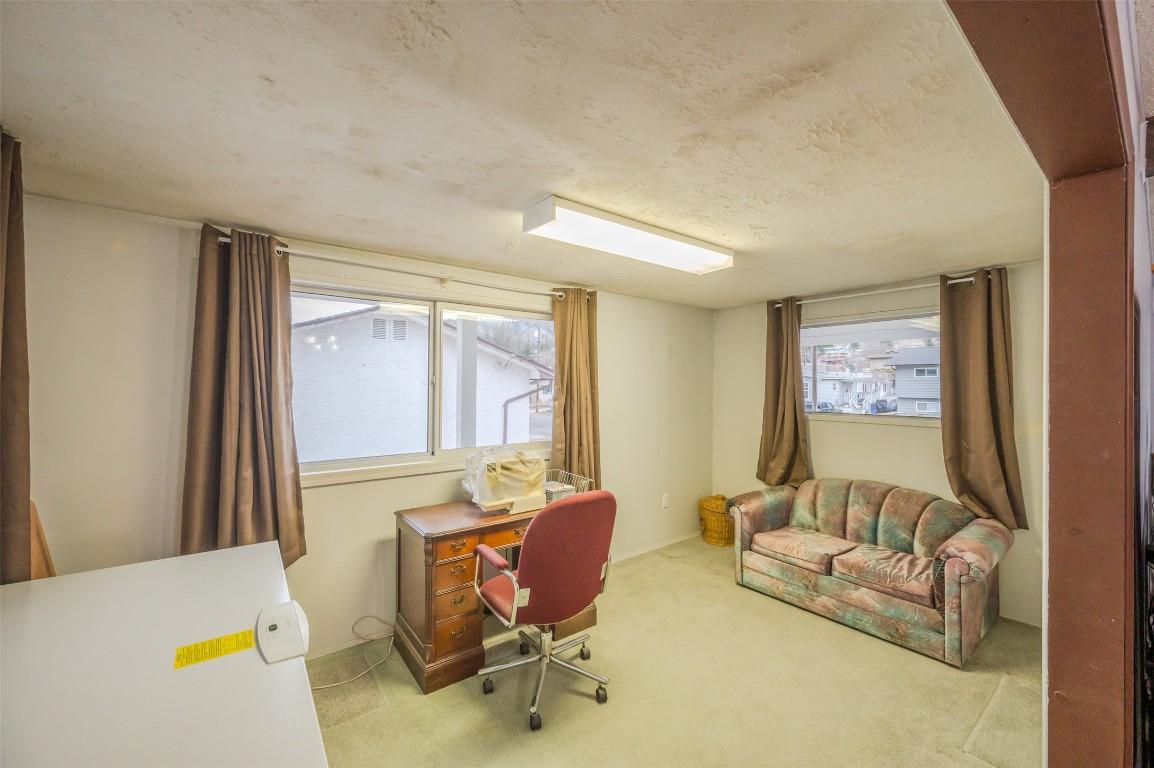 









824


Birch

Street,
Okanagan Falls,




BC
V0H 1R0

