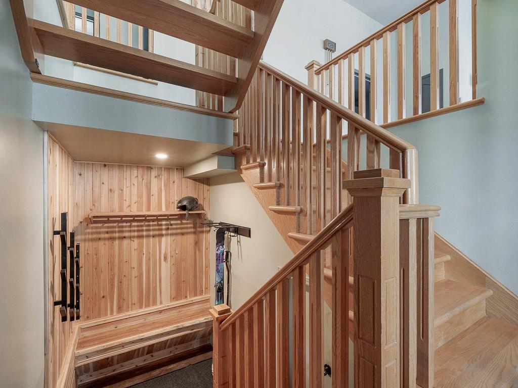 









541


Rue Principale

,
Saint-Sauveur,




QC
J0R1R5

