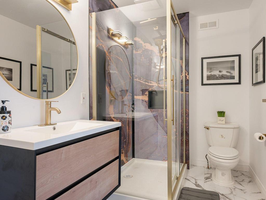 









541


Rue Principale

,
Saint-Sauveur,




QC
J0R1R5

