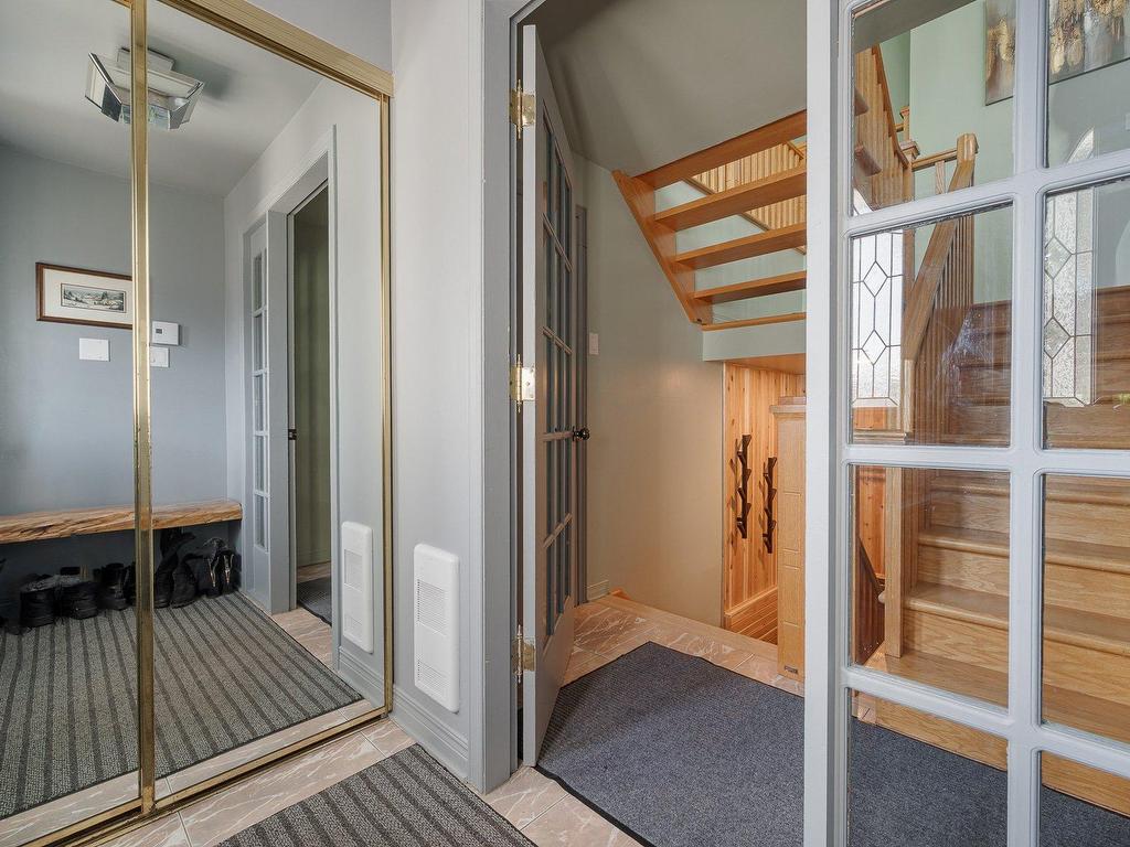 









541


Rue Principale

,
Saint-Sauveur,




QC
J0R1R5

