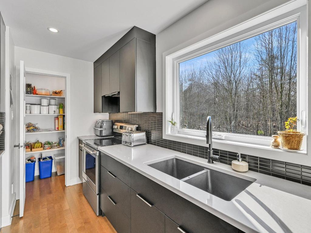 









277


51e Rue O.

,
Venise-en-Québec,




QC
J0J2K0

