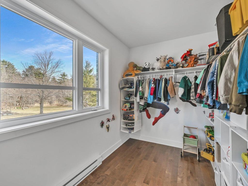 









277


51e Rue O.

,
Venise-en-Québec,




QC
J0J2K0

