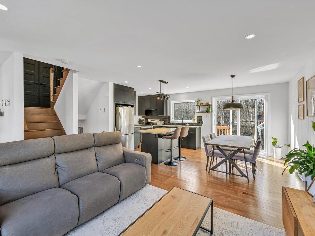 









277


51e Rue O.

,
Venise-en-Québec,




QC
J0J2K0

