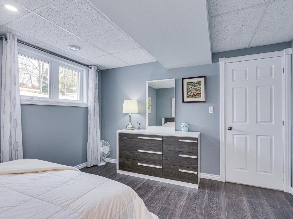 









121Z


Rue Pierre-Laporte

,
Gatineau (Buckingham),




QC
J8L1W5

