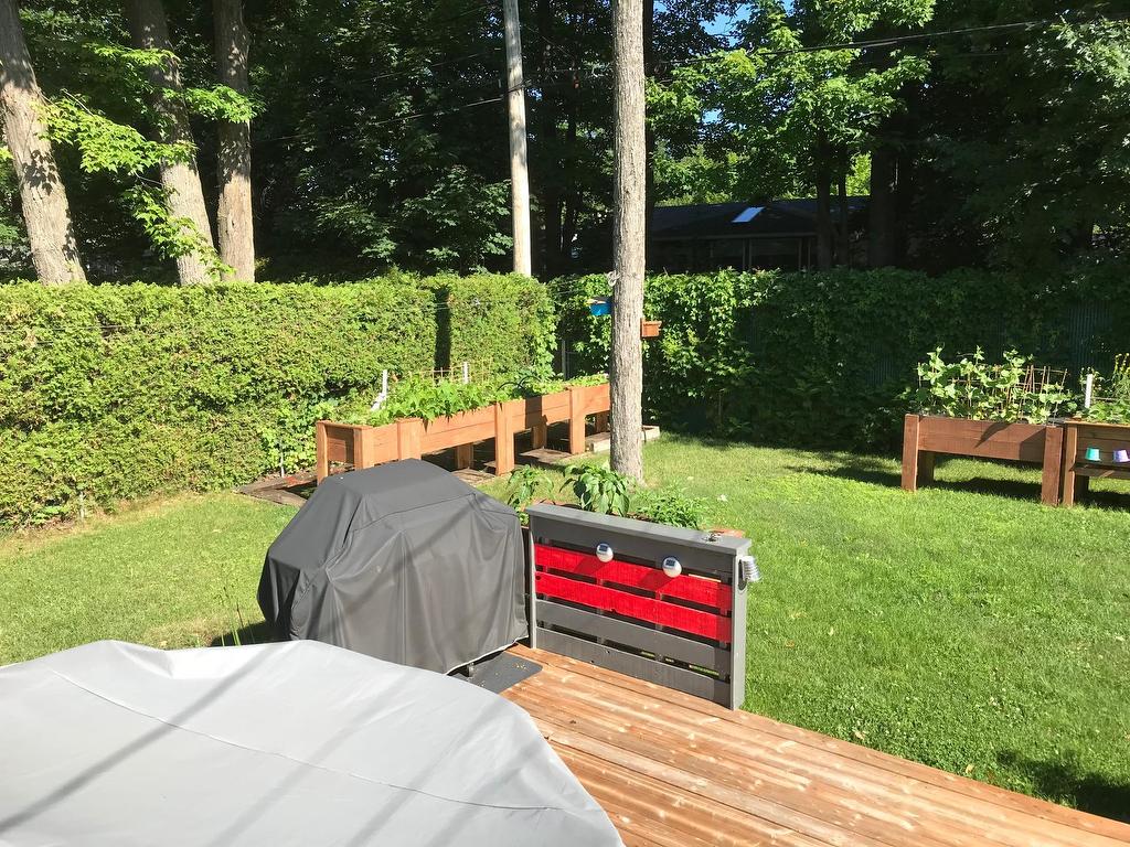 









121Z


Rue Pierre-Laporte

,
Gatineau (Buckingham),




QC
J8L1W5

