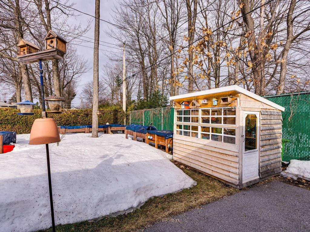 









121Z


Rue Pierre-Laporte

,
Gatineau (Buckingham),




QC
J8L1W5

